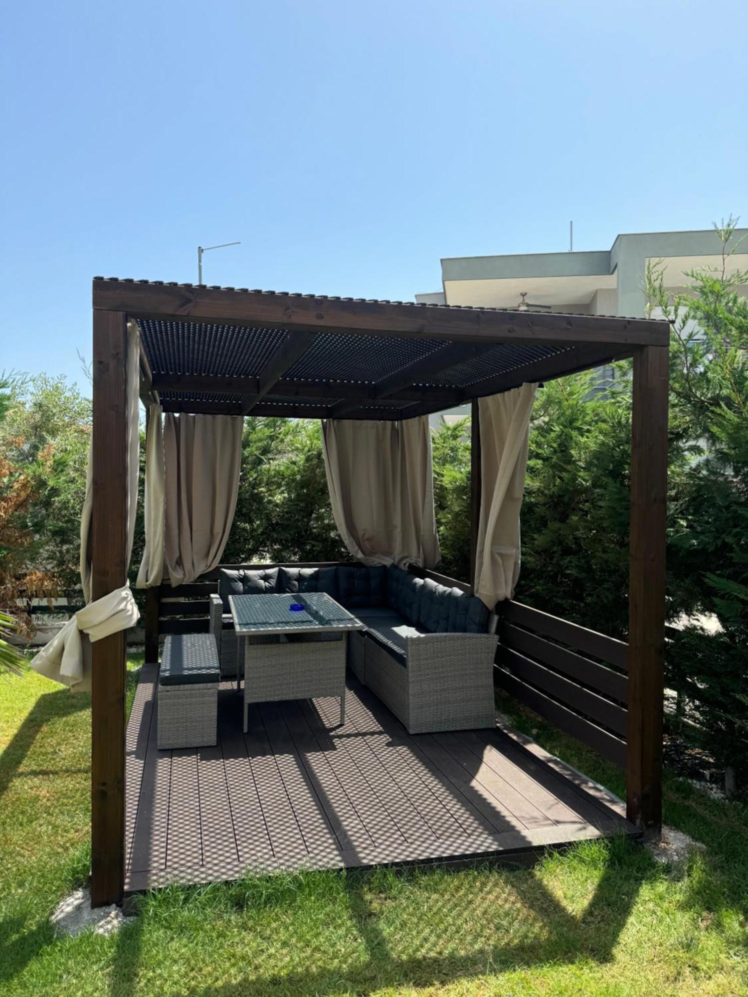 L&S House Daire Nikiti  Dış mekan fotoğraf